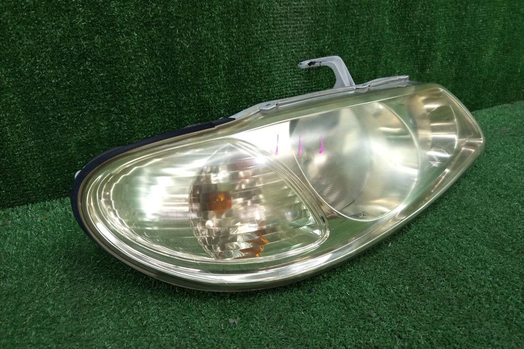 Фара правая передняя NISSAN BLUEBIRD SYLPHY G10, QG10, FG10, TG10, QNG10 2 ракурс