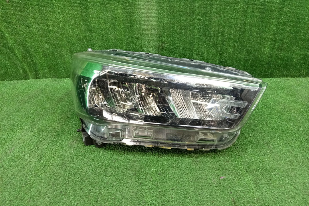 Фара левая передняя TOYOTA RAIZE, ROCKY A200A, A210A, A201A, A202A, A200S, A210S, A202S, A201S 1 ракурс