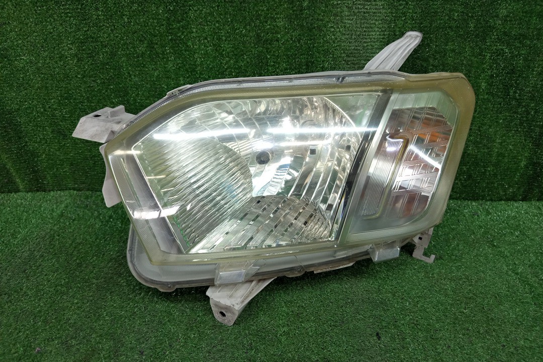 Фара левая передняя TOYOTA PROBOX, SUCCEED NSP160V, NCP160V, NCP165V, NHP160V 1 ракурс