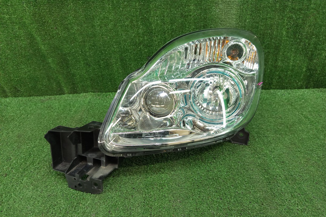 Фара левая передняя MAZDA VERISA DC5W 1 ракурс