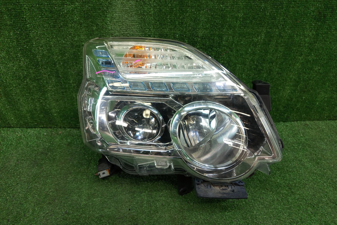 Фара правая передняя NISSAN X-TRAIL T31, NT31, DNT31, TNT31 1 ракурс