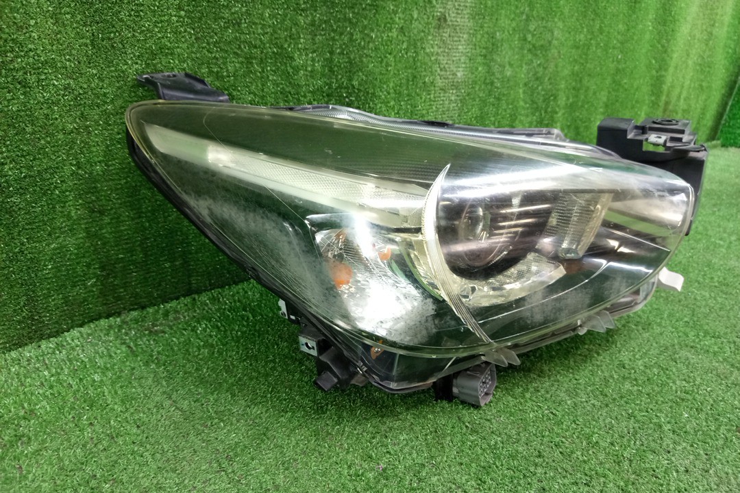 Фара правая передняя MAZDA DEMIO, MAZDA2 DJ5AS, DJ3FS, DJ3AS, DJLFS, DJ5FS, DJLAS, DJ 2 ракурс