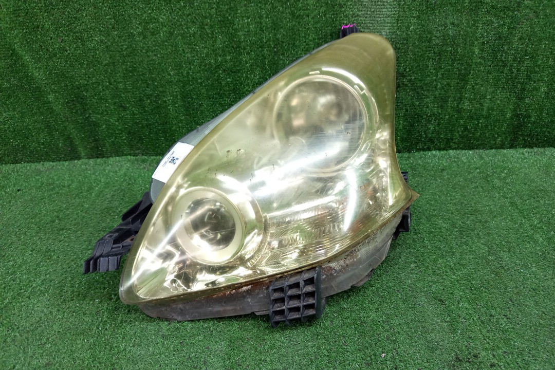 Фара левая передняя TOYOTA RACTIS NCP100, NCP105, SCP100 1 ракурс