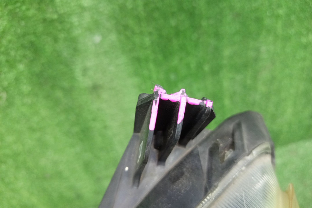 Фара левая передняя TOYOTA RACTIS NCP100, NCP105, SCP100 3 ракурс