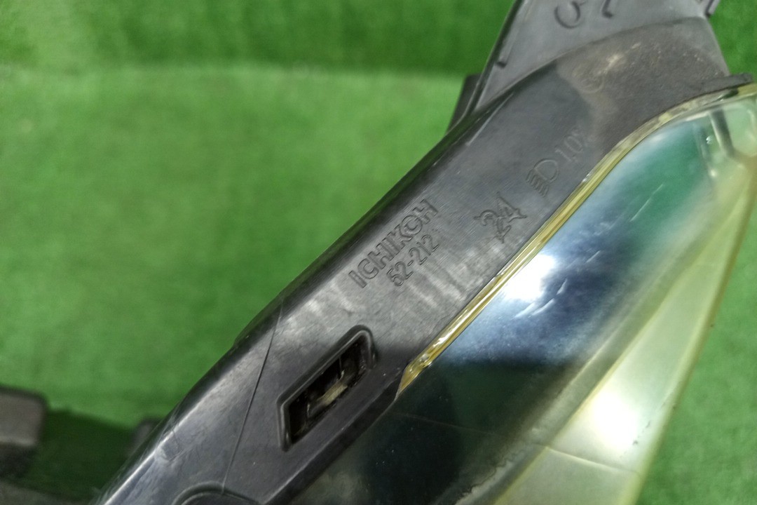 Фара левая передняя TOYOTA RACTIS NCP120, NCP122, NCP125, NSP120, NSP122 5 ракурс