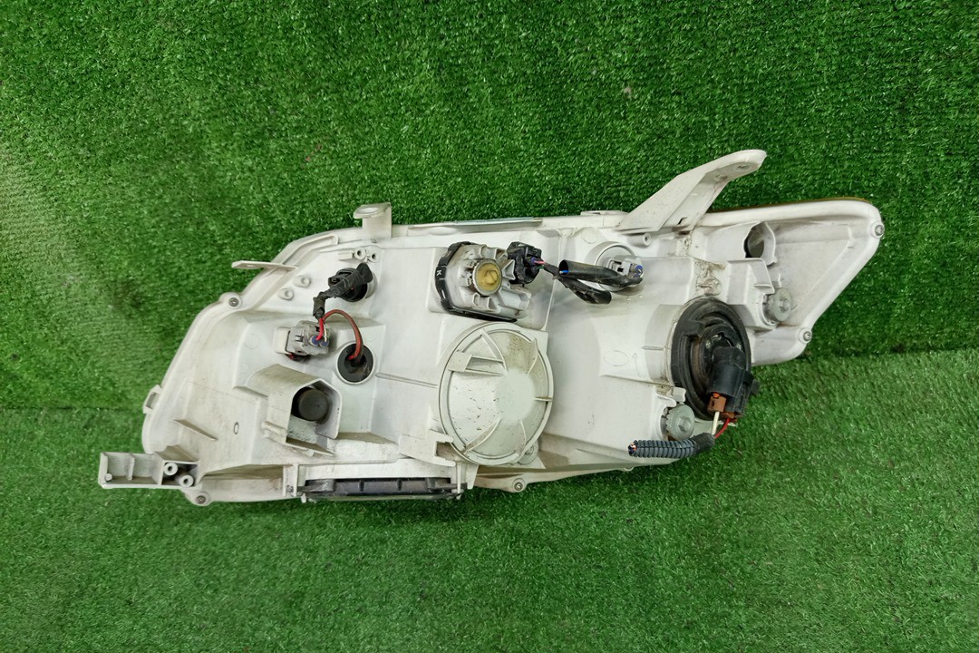 Фара правая передняя TOYOTA AXIO, COROLLA FIELDER, COROLLA  AXIO, FIELDER NZE141, NZE144, ZRE142, ZRE144, ZRE144G, ZRE142G, NZE144G, NZE141G 3 ракурс