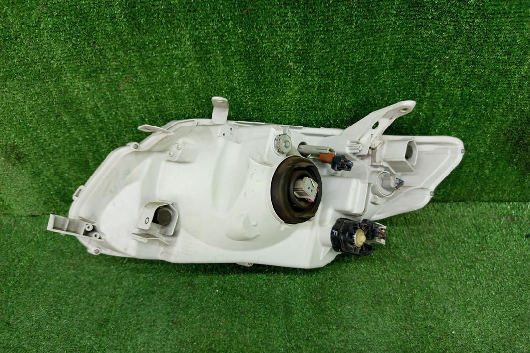 Фара правая передняя TOYOTA AXIO, COROLLA FIELDER, COROLLA  AXIO, FIELDER NZE141, NZE144, ZRE142, ZRE144, ZRE144G, ZRE142G, NZE144G, NZE141G 3 ракурс