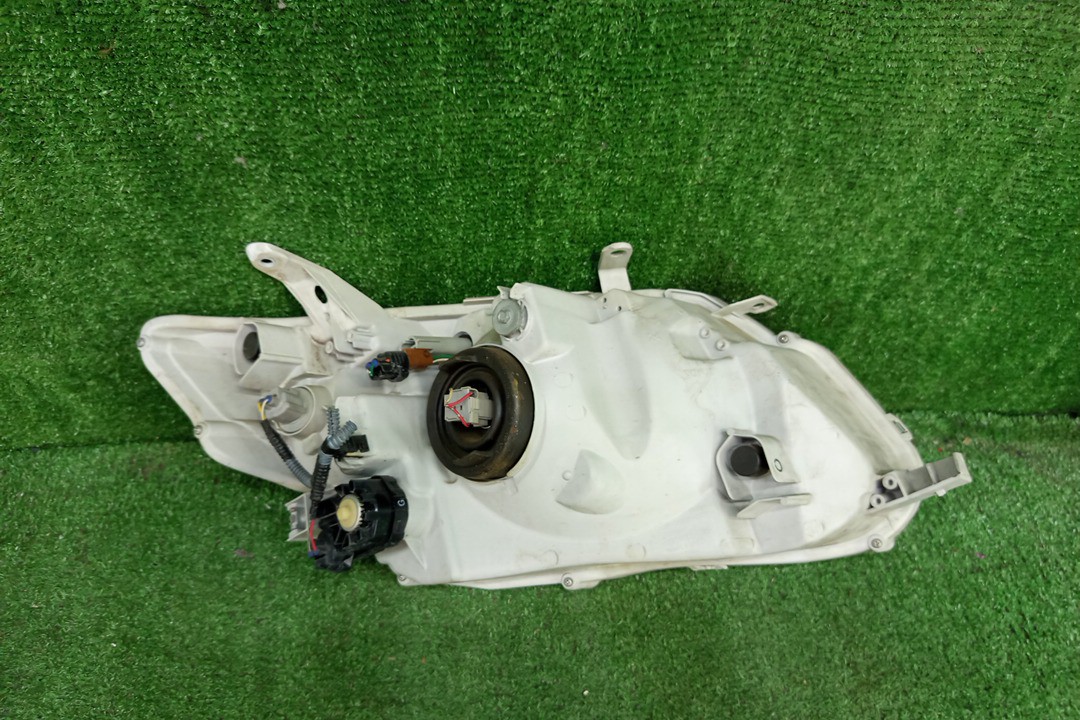 Фара левая передняя TOYOTA AXIO, COROLLA FIELDER, COROLLA  AXIO, FIELDER NZE141, NZE144, ZRE142, ZRE144, ZRE144G, ZRE142G, NZE144G, NZE141G 3 ракурс