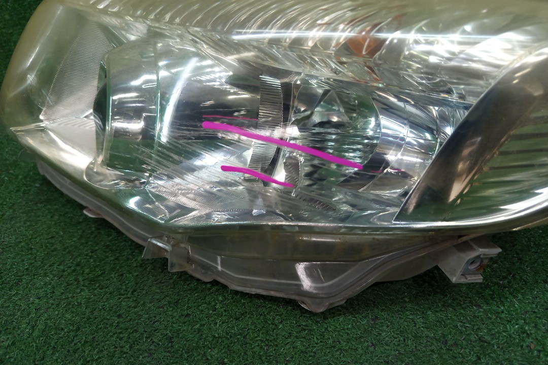 Фара левая передняя TOYOTA AXIO, COROLLA FIELDER, COROLLA  AXIO, FIELDER NZE141, NZE144, ZRE142, ZRE144, ZRE144G, ZRE142G, NZE144G, NZE141G 3 ракурс
