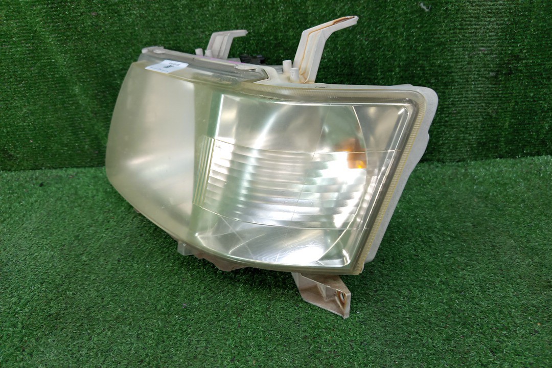 Фара левая передняя TOYOTA SUCCEED NCP51V, NCP58G, NCP55V, NCP50V, NCP59G, NLP51 2 ракурс Фара левая передняя TOYOTA SUCCEED NCP51V, NCP58G, NCP55V, NCP50V, NCP59G, NLP51 2 ракурс