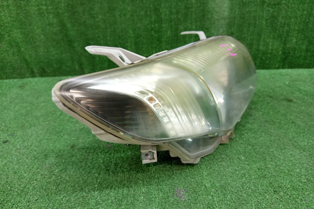 Фара правая передняя TOYOTA AXIO, COROLLA FIELDER, COROLLA  AXIO, FIELDER NZE141, NZE144, ZRE142, ZRE144, ZRE144G, ZRE142G, NZE144G, NZE141G 2 ракурс