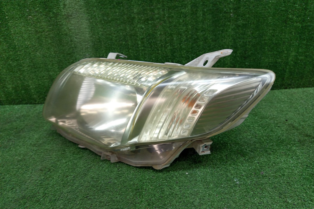 Фара левая передняя TOYOTA AXIO, COROLLA FIELDER, COROLLA  AXIO, FIELDER NZE141, NZE144, ZRE142, ZRE144, ZRE144G, ZRE142G, NZE144G, NZE141G 2 ракурс