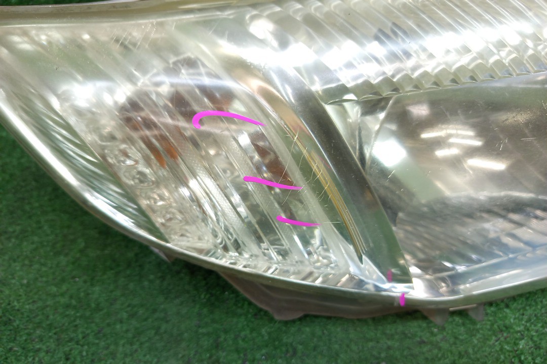 Фара правая передняя TOYOTA AXIO, COROLLA FIELDER, COROLLA  AXIO, FIELDER NZE141, NZE144, ZRE142, ZRE144, ZRE144G, ZRE142G, NZE144G, NZE141G 3 ракурс