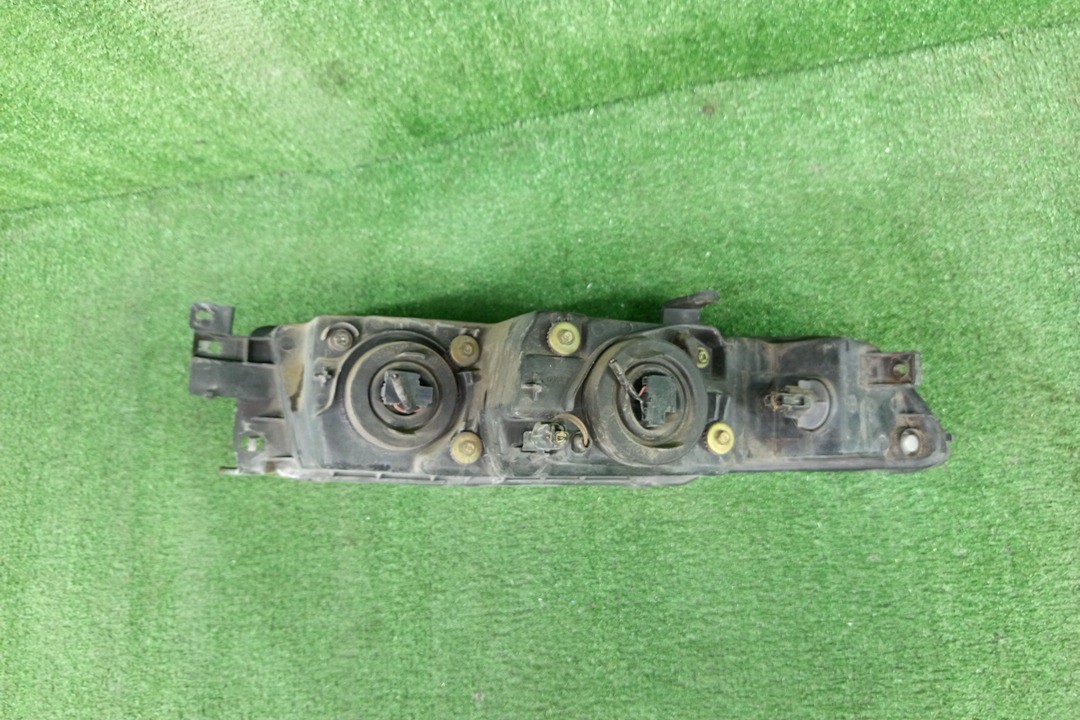 Фара правая передняя MITSUBISHI GALANT, LEGNUM EA1A, EA7A, EC1A, EC7A, EC3A, EC5A, EA3A, EC1W, EC5W, EA1W, EA3W, EA4W, EC3W, EC4W, EC7W, EA7W 2 ракурс