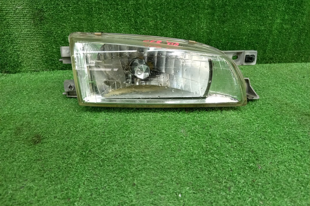Фара правая передняя SUBARU IMPREZA GC8, GF2, GF3, GF5, GF8, GF1, GF4, GC1, GF6, GC4, GC6 1 ракурс