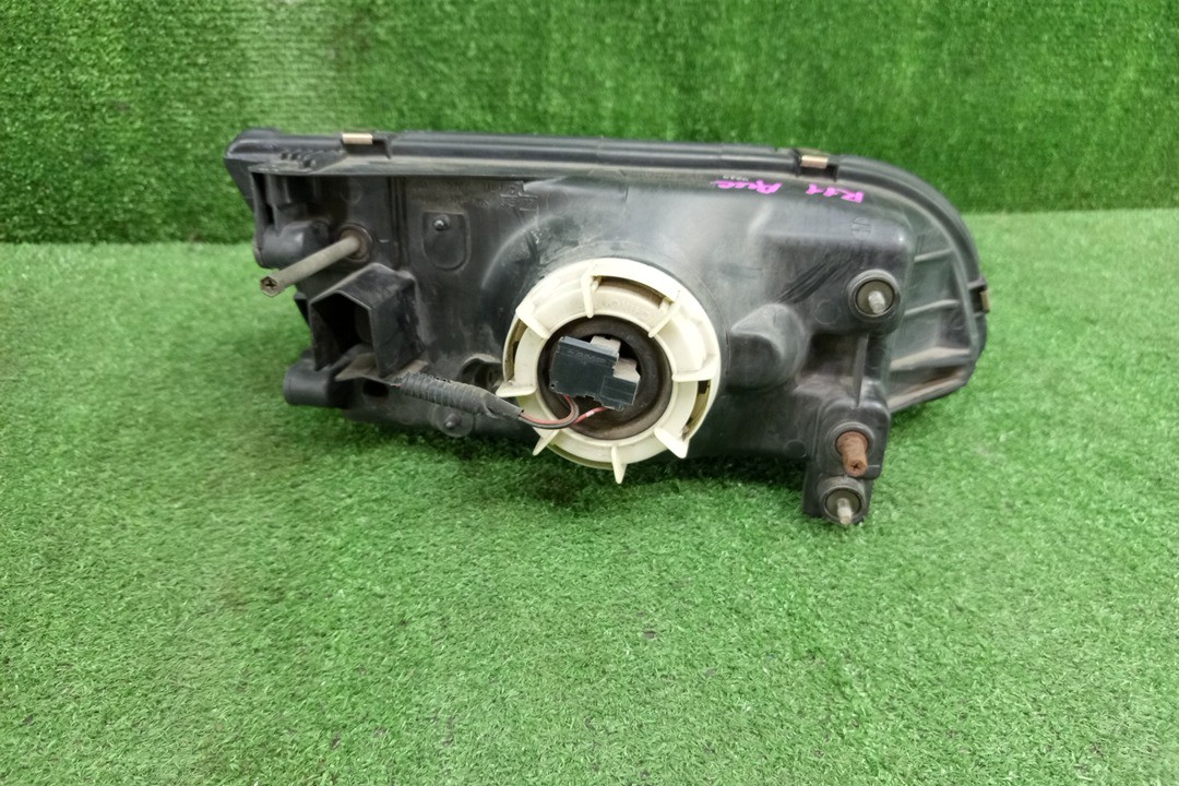 Фара левая передняя NISSAN PRESEA R11 2 ракурс