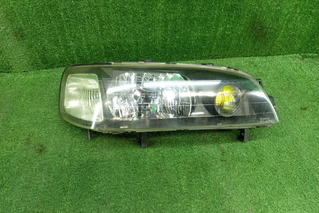 Фара правая передняя HONDA INSPIRE, SABER UA1, UA3, UA2 1 ракурс