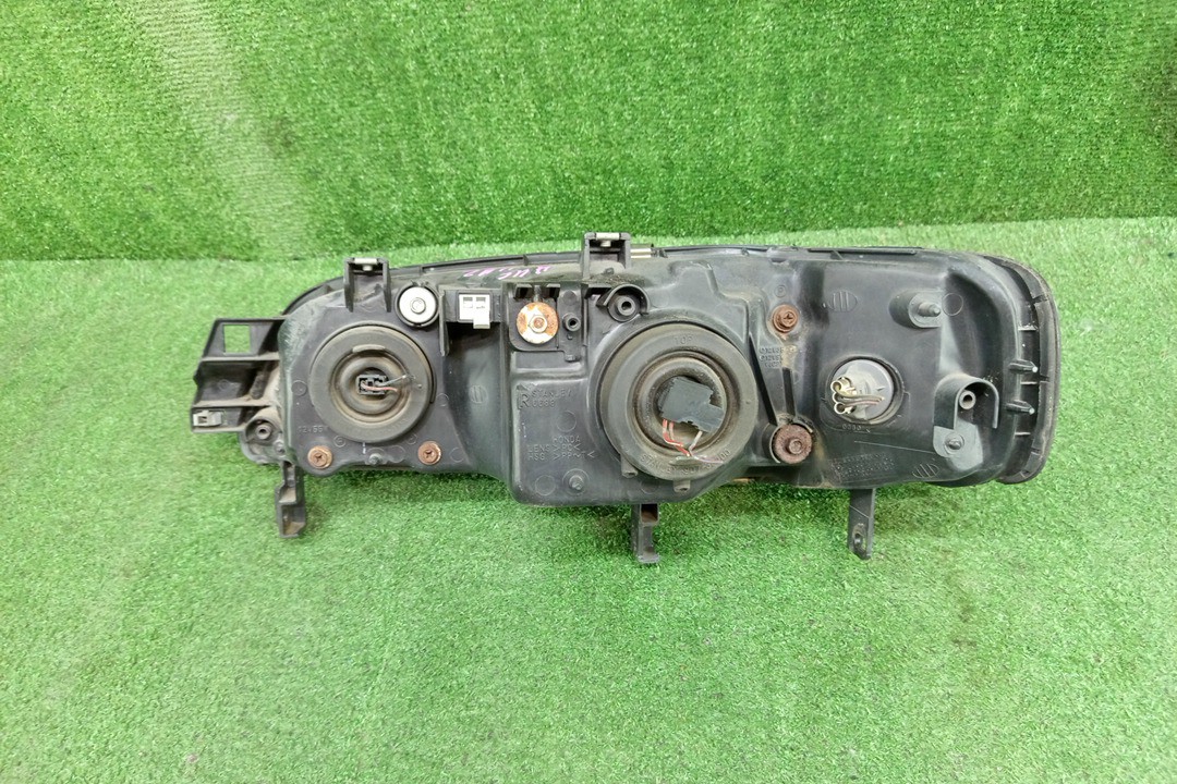 Фара правая передняя HONDA INSPIRE, SABER UA1, UA3, UA2 2 ракурс