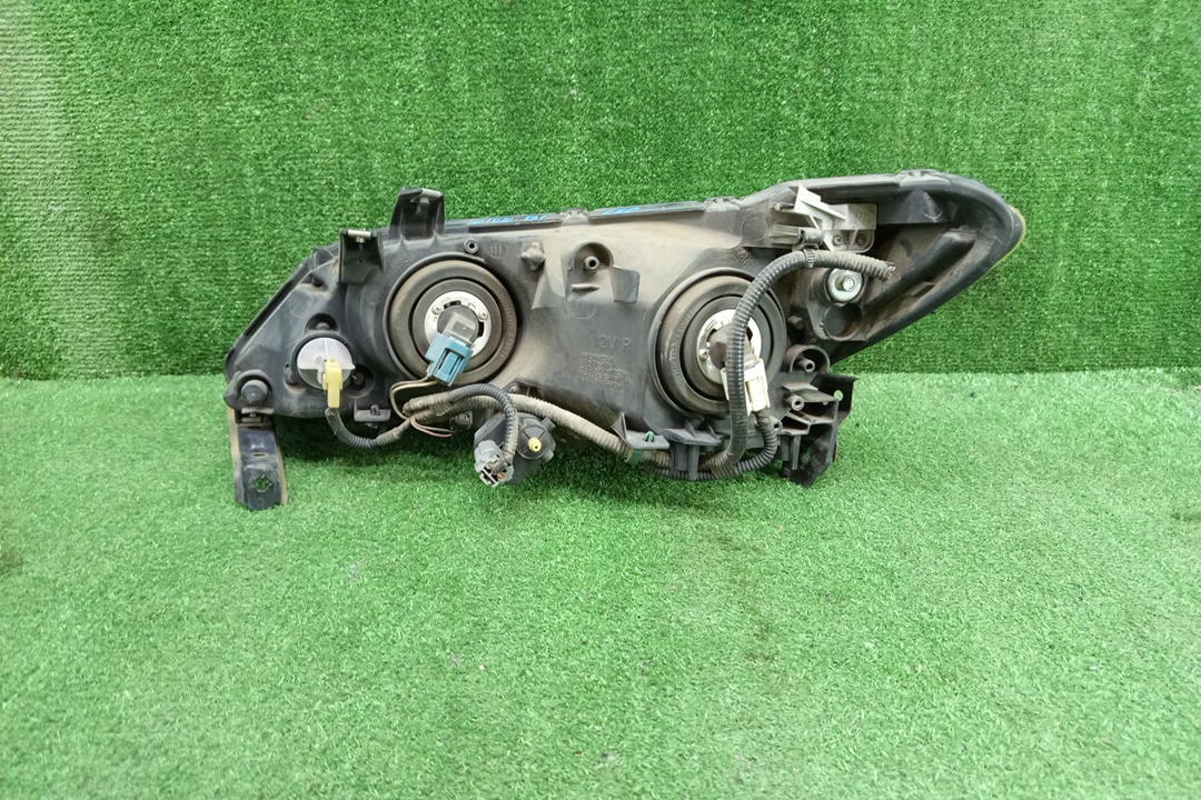Фара правая передняя HONDA CIVIC FD2, FD1, FD3 2 ракурс Фара правая передняя HONDA CIVIC FD2, FD1, FD3 2 ракурс