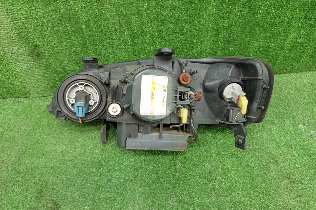 Фара правая передняя HONDA INSPIRE, SABER UA4, UA5 2 ракурс