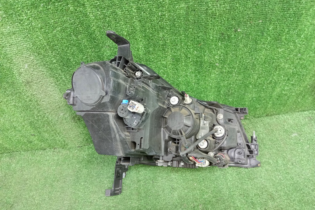Фара левая передняя NISSAN FUGA Y50, PNY50, PY50, GY50 2 ракурс Фара левая передняя NISSAN FUGA Y50, PNY50, PY50, GY50 2 ракурс