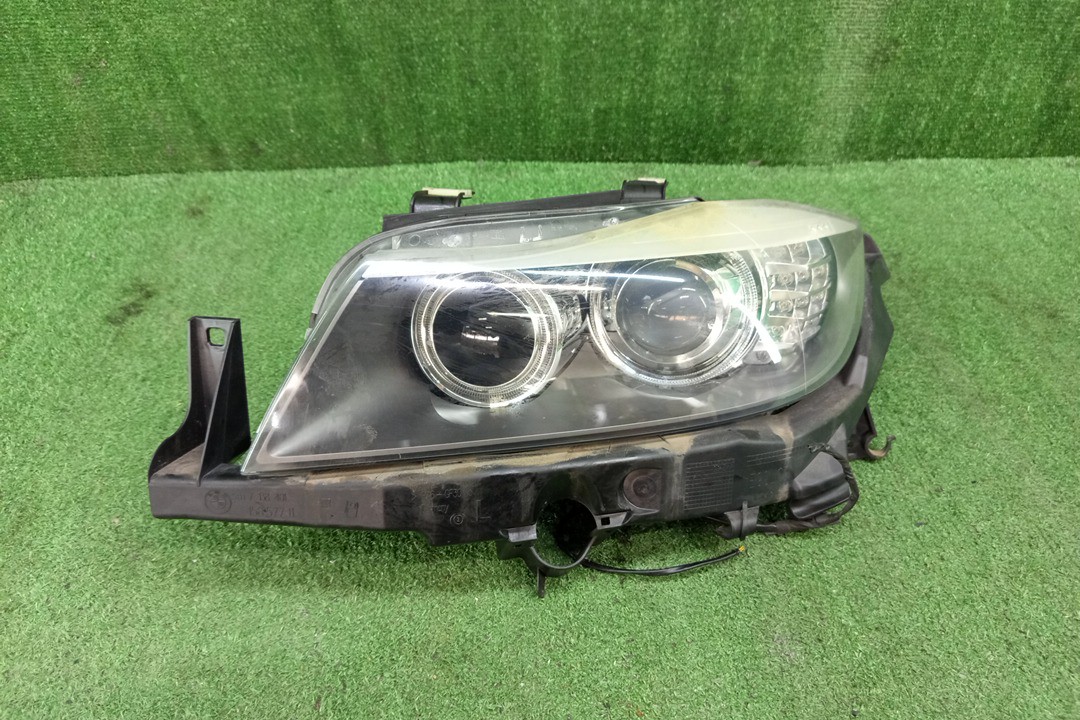 Фара левая передняя BMW 3-Series, 335xi, 320i, 318i, 325xi, 325i E90, E91 1 ракурс