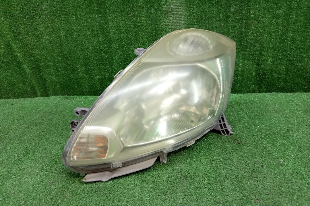 Фара левая передняя TOYOTA PASSO, BOON KGC15, KGC10, QNC10, M301S, M310S, M312S, M300S 1 ракурс
