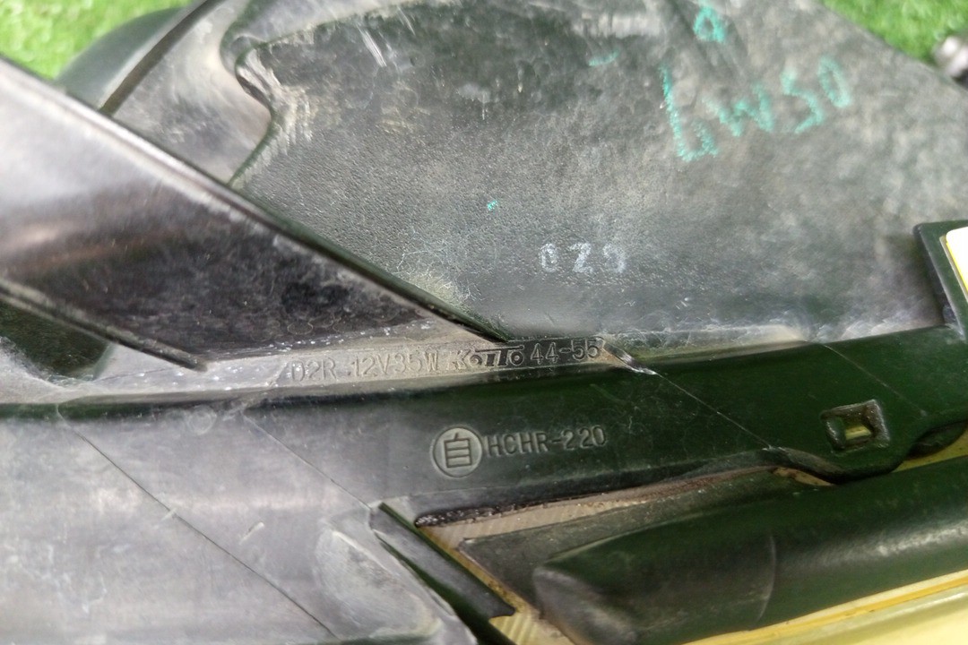 Фара правая передняя TOYOTA IPSUM ACM21W, ACM26W 3 ракурс