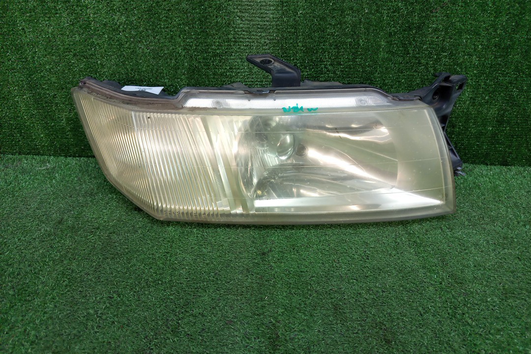 Фара правая передняя MITSUBISHI SPACE WAGON, CHARIOT GRANDIS, CHARIOT N94W, N84W, N96W, N86W 1 ракурс