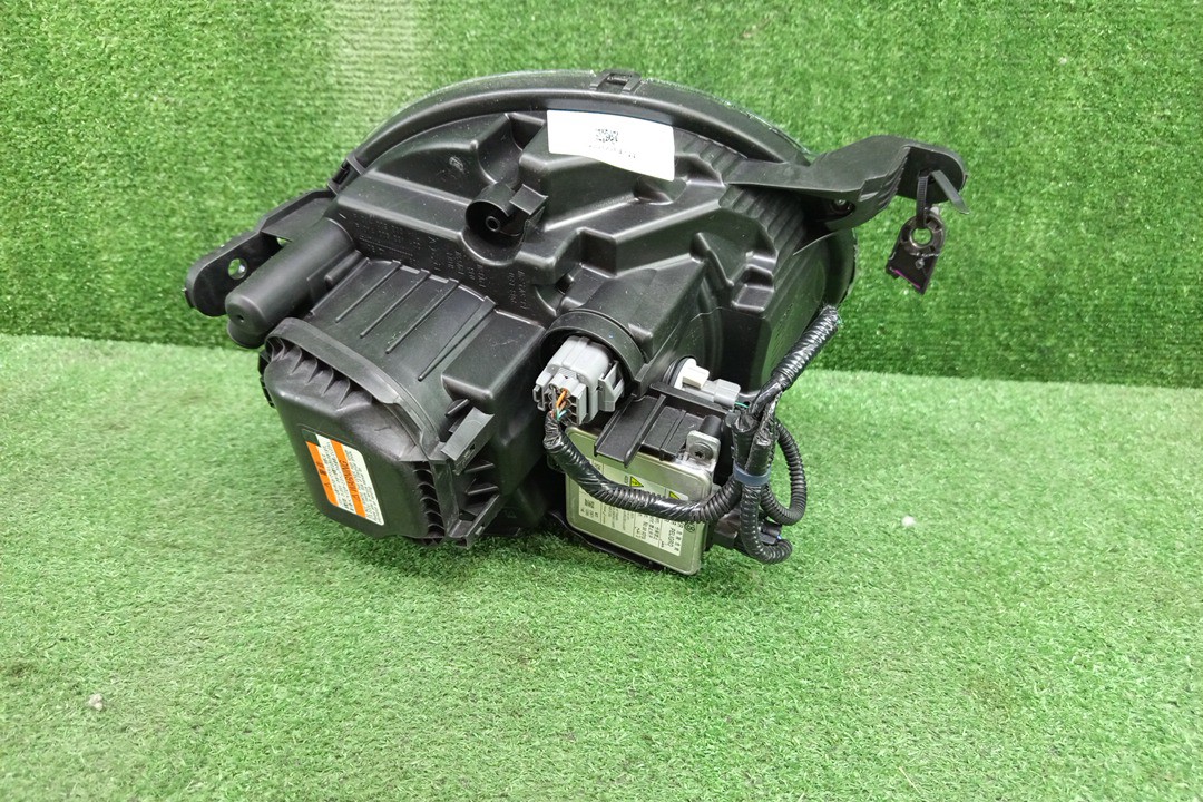 Фара правая передняя HONDA N-ONE JG1 3 ракурс