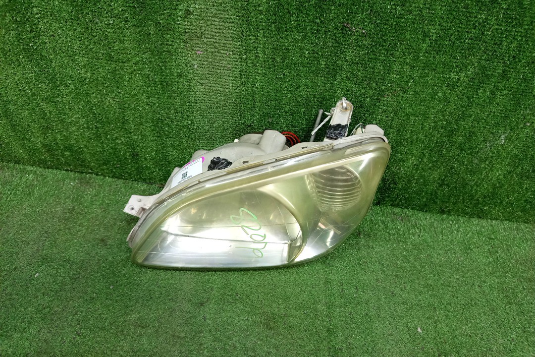 Фара левая передняя TOYOTA RAUM EXZ10, EXZ15 1 ракурс Фара левая передняя TOYOTA RAUM EXZ10, EXZ15 1 ракурс