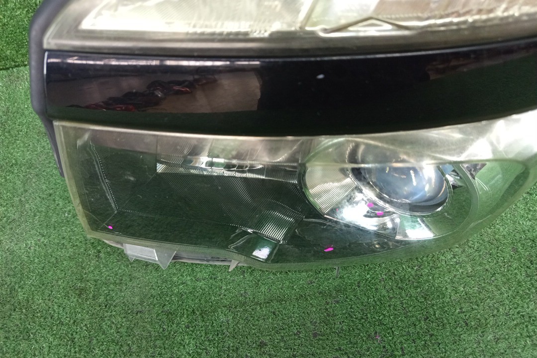 Фара левая передняя TOYOTA VOXY ZRR75W, ZRR70W, ZRR75G, ZRR70G 2 ракурс