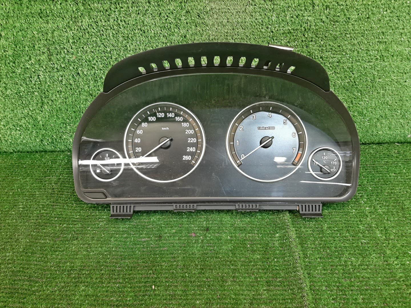 Спидометр BMW 5-Series F10 9227602-01 1 ракурс