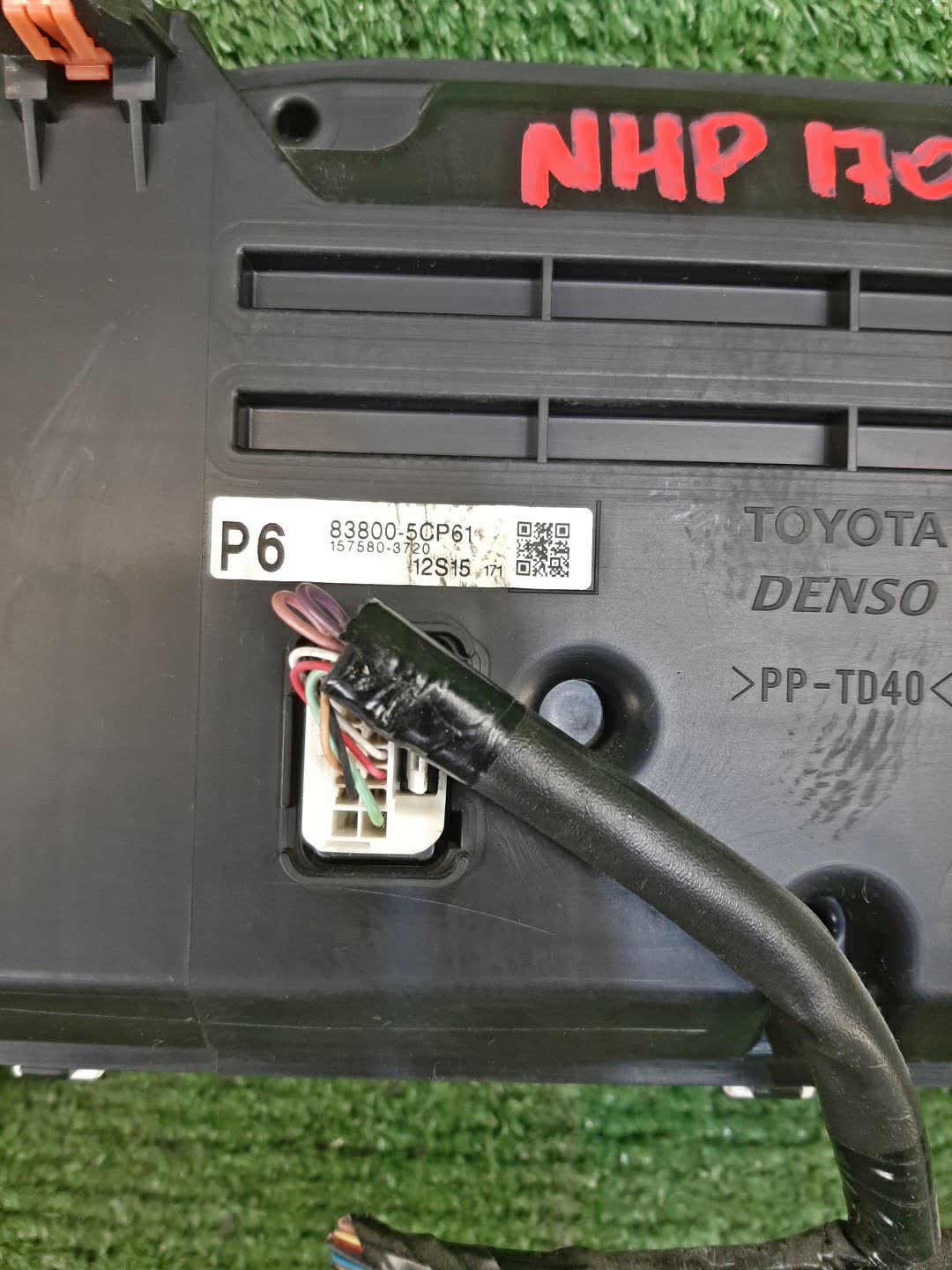 Спидометр TOYOTA SIENTA NHP170G 1NZ-FXE 83800-5CP61 2 ракурс Спидометр TOYOTA SIENTA NHP170G 1NZ-FXE 83800-5CP61 2 ракурс