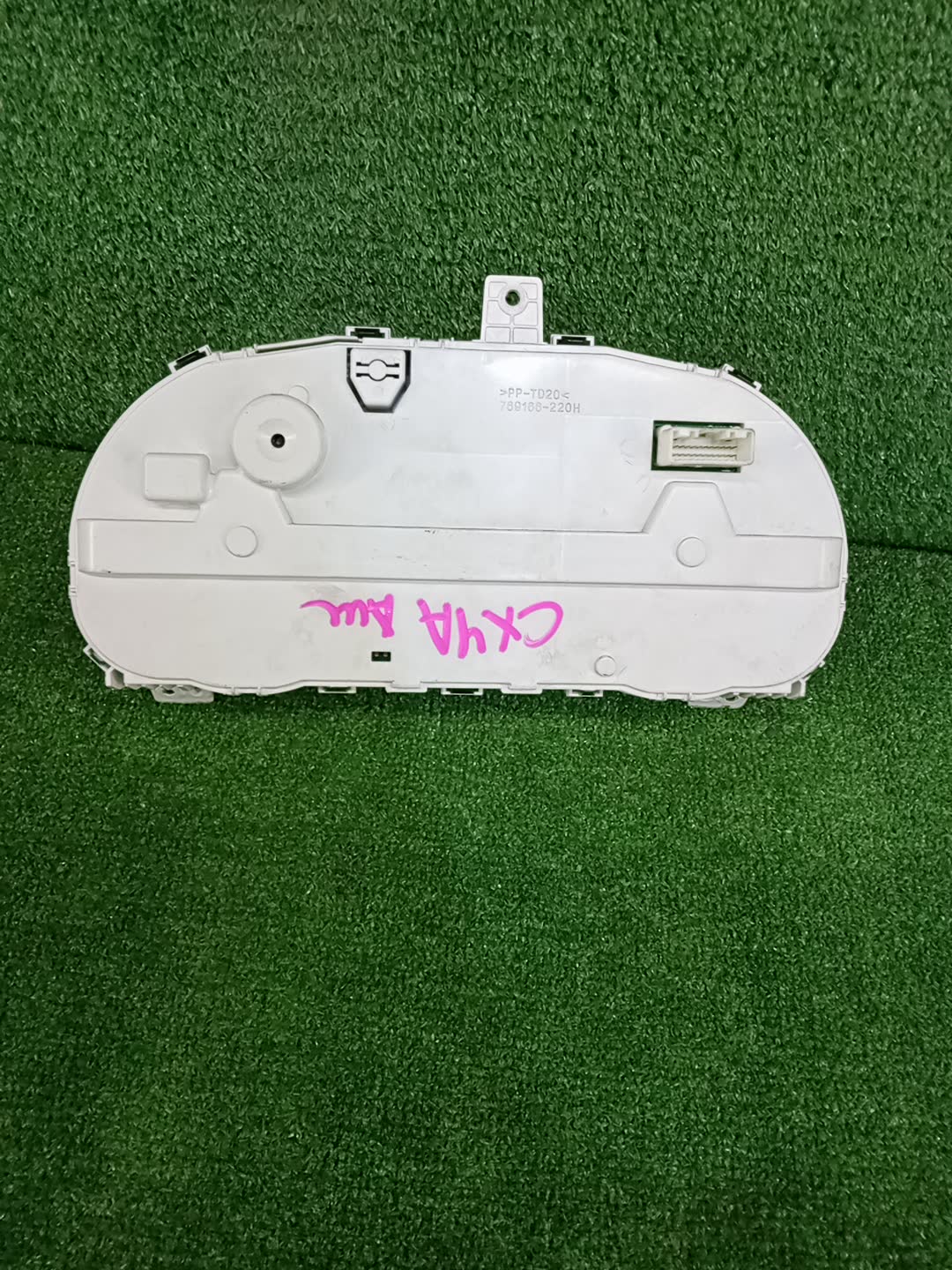 Щиток приборов MITSUBISHI GALANT FORTIS CX4A 8100A318A 3 ракурс