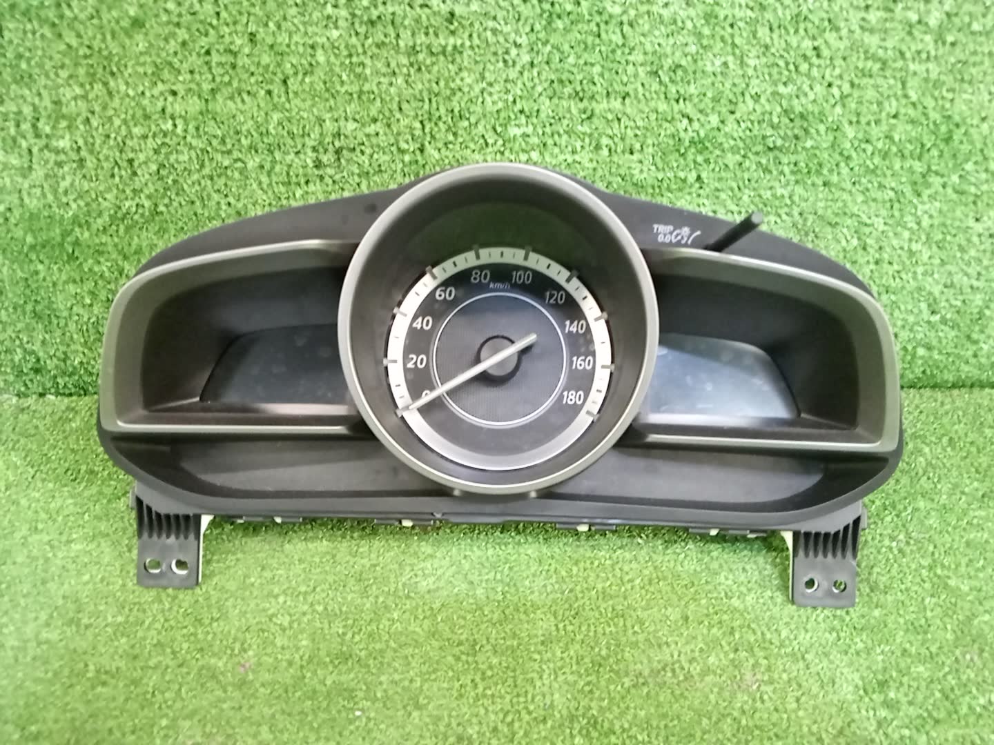 Спидометр MAZDA CX-3 DK5AW CE5J012 1 ракурс