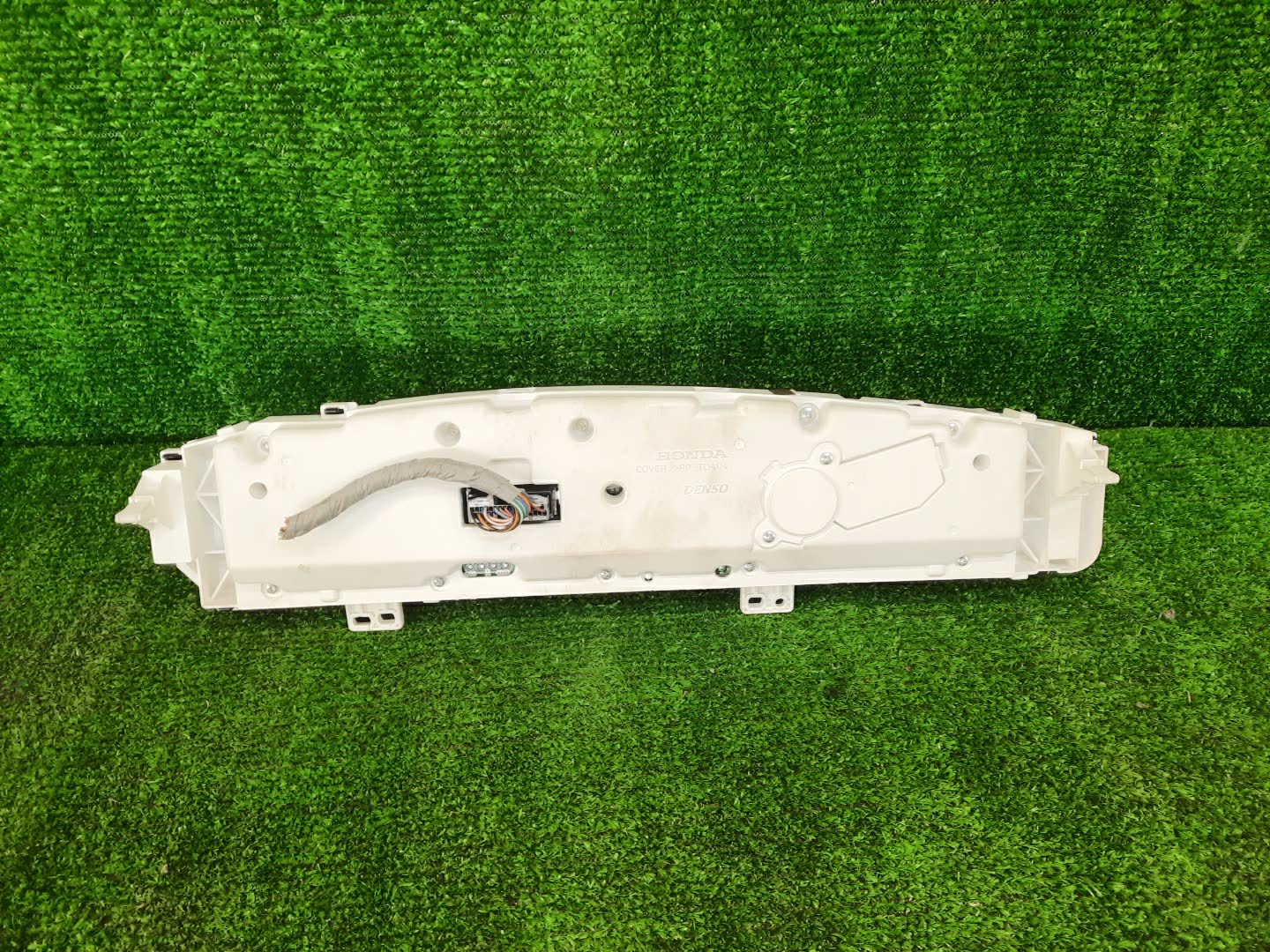 Спидометр HONDA JADE FR4 LEB 78100-T4R-911 2 ракурс