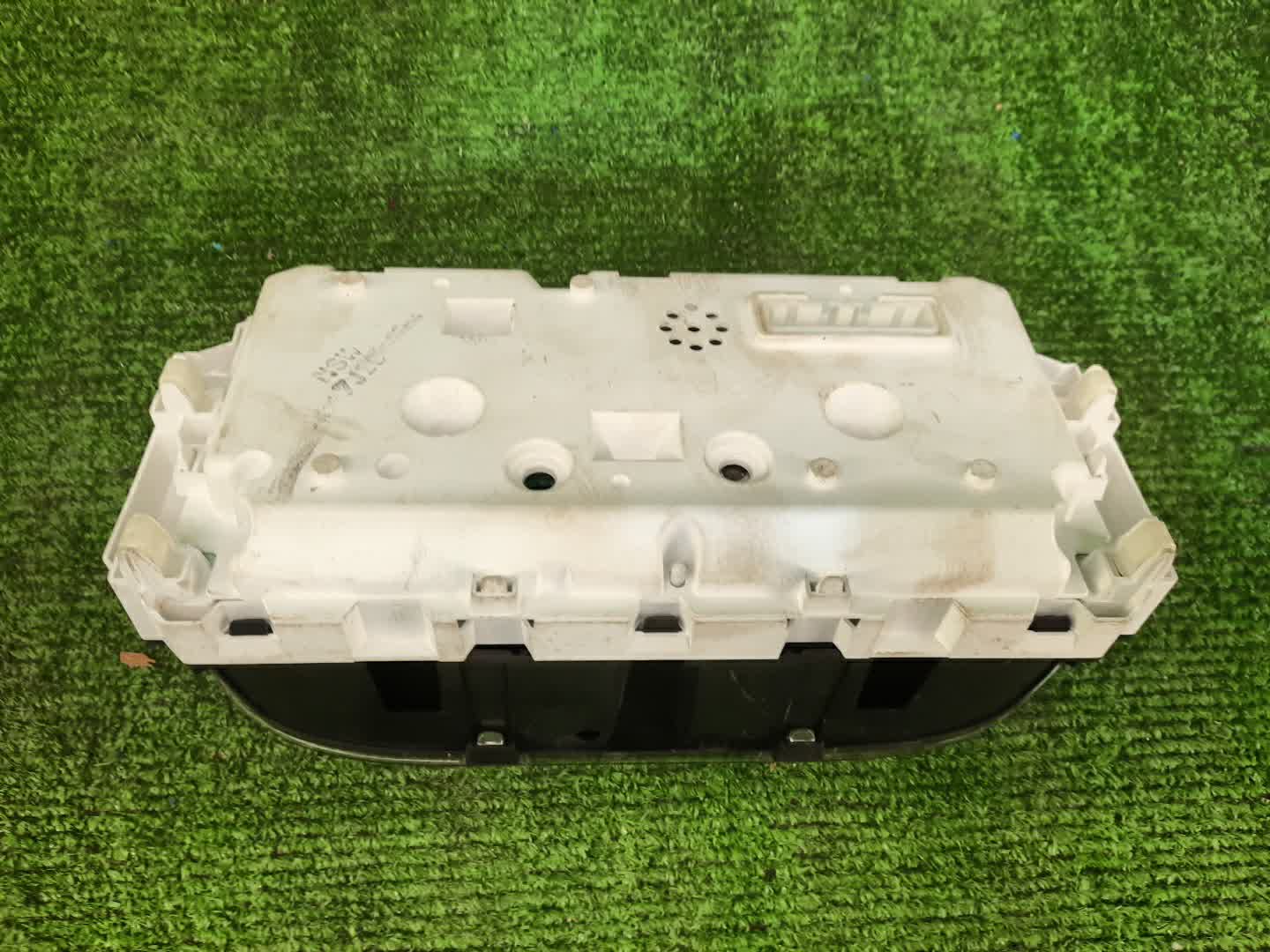 Спидометр DAIHATSU CAST LA250S 4 ракурс Спидометр DAIHATSU CAST LA250S 4 ракурс