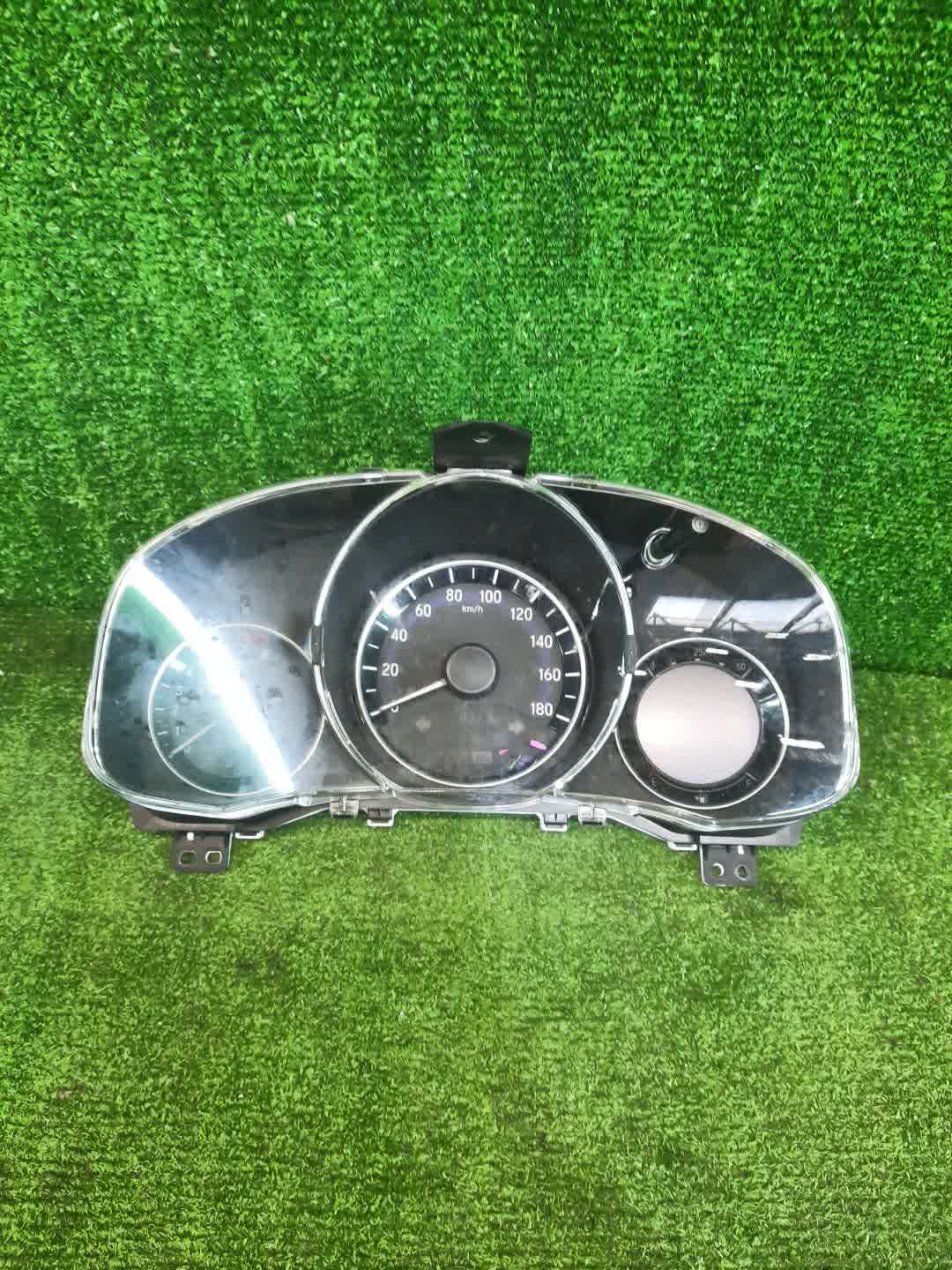 Спидометр HONDA FIT GK5 L15B 78100-TAS-9621 1 ракурс