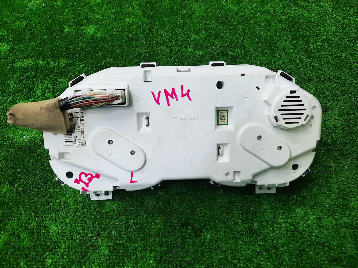 Спидометр SUBARU LEVORG VM4 FB16 85001-VA190 2 ракурс Спидометр SUBARU LEVORG VM4 FB16 85001-VA190 2 ракурс
