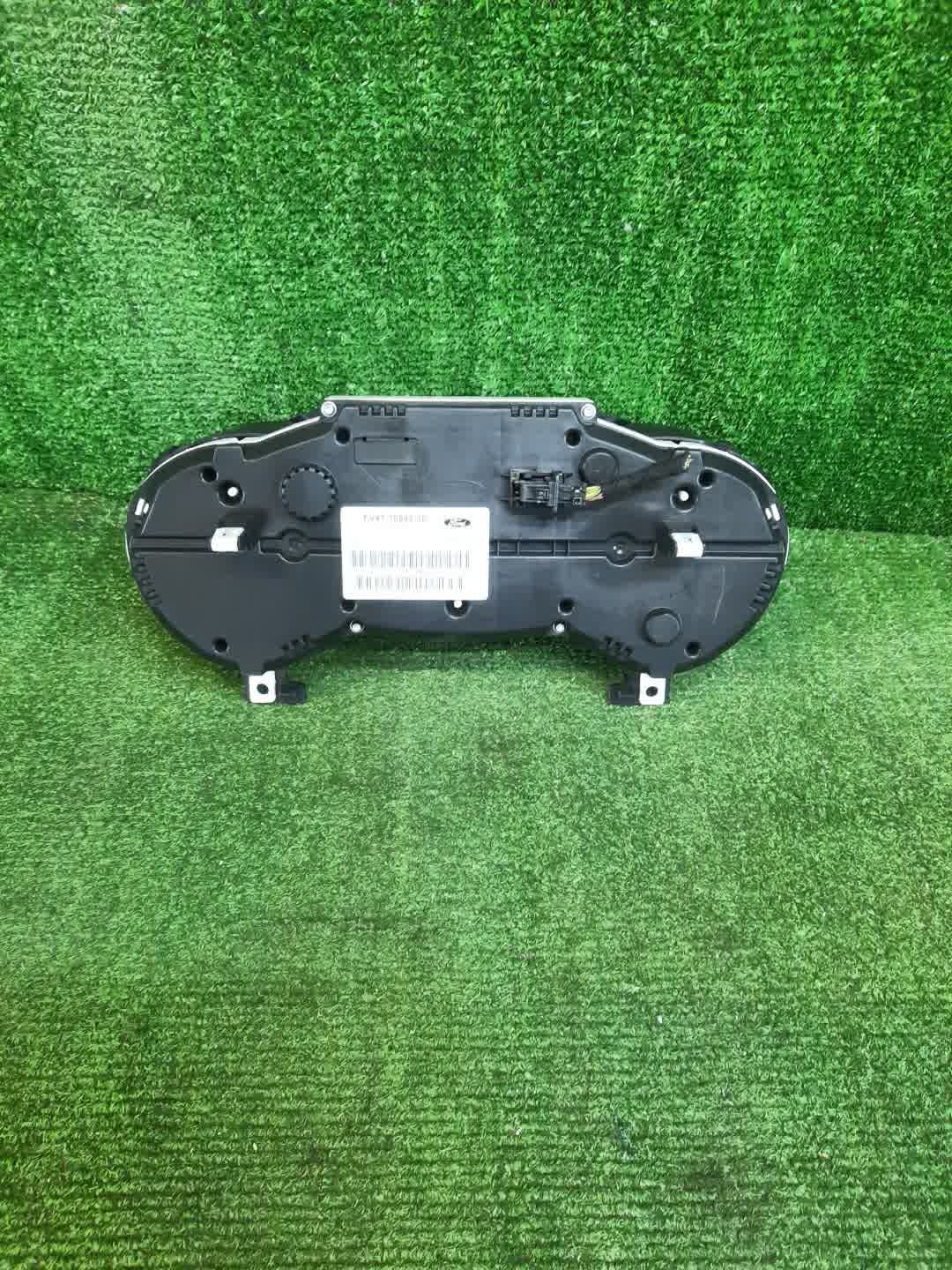 Спидометр FORD KUGA CBS FV4T10849JD 3 ракурс