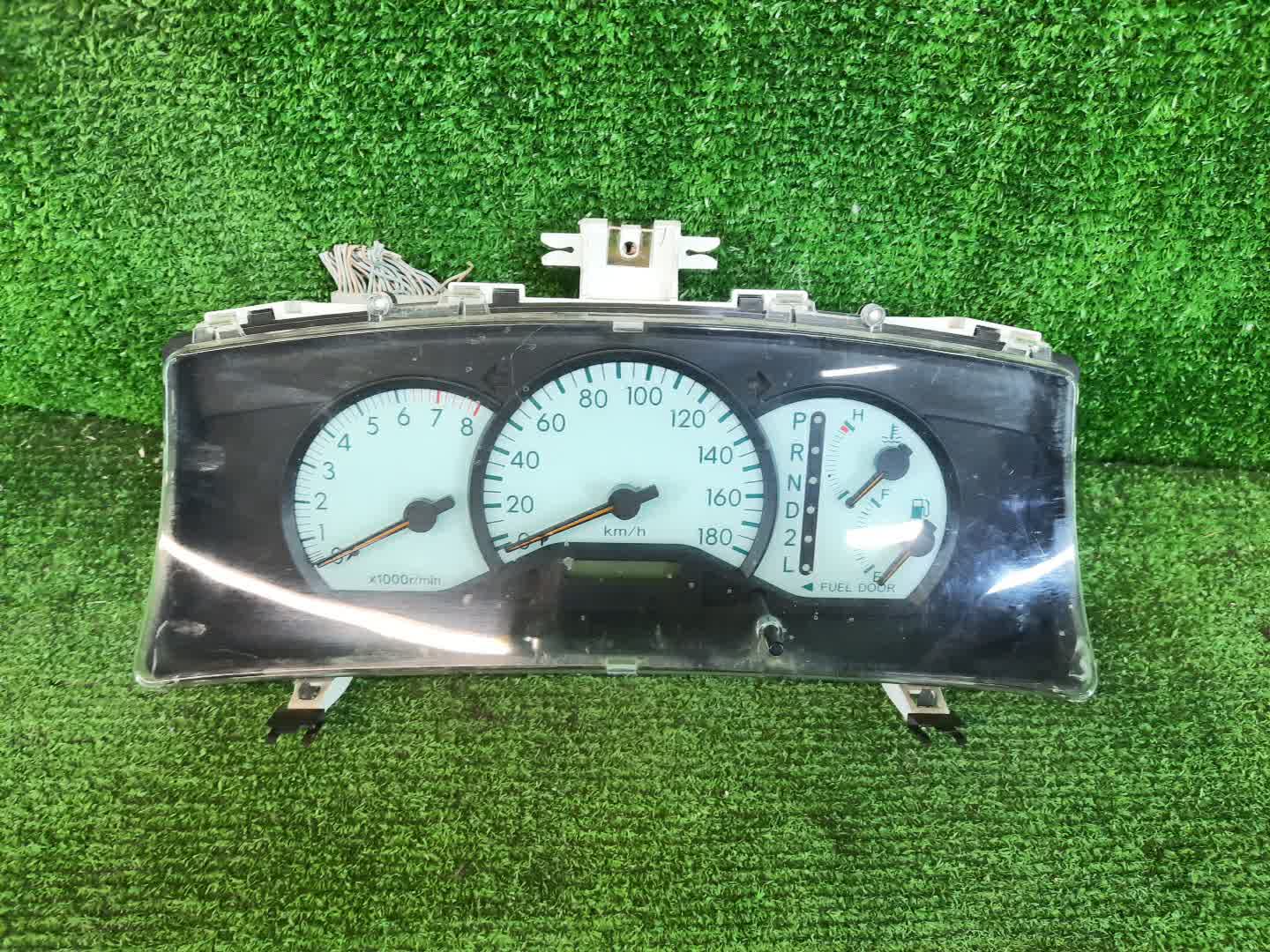 Спидометр TOYOTA COROLLA FIELDER NZE121G 1NZ-FE 83800-1E760 1 ракурс Спидометр TOYOTA COROLLA FIELDER NZE121G 1NZ-FE 83800-1E760 1 ракурс