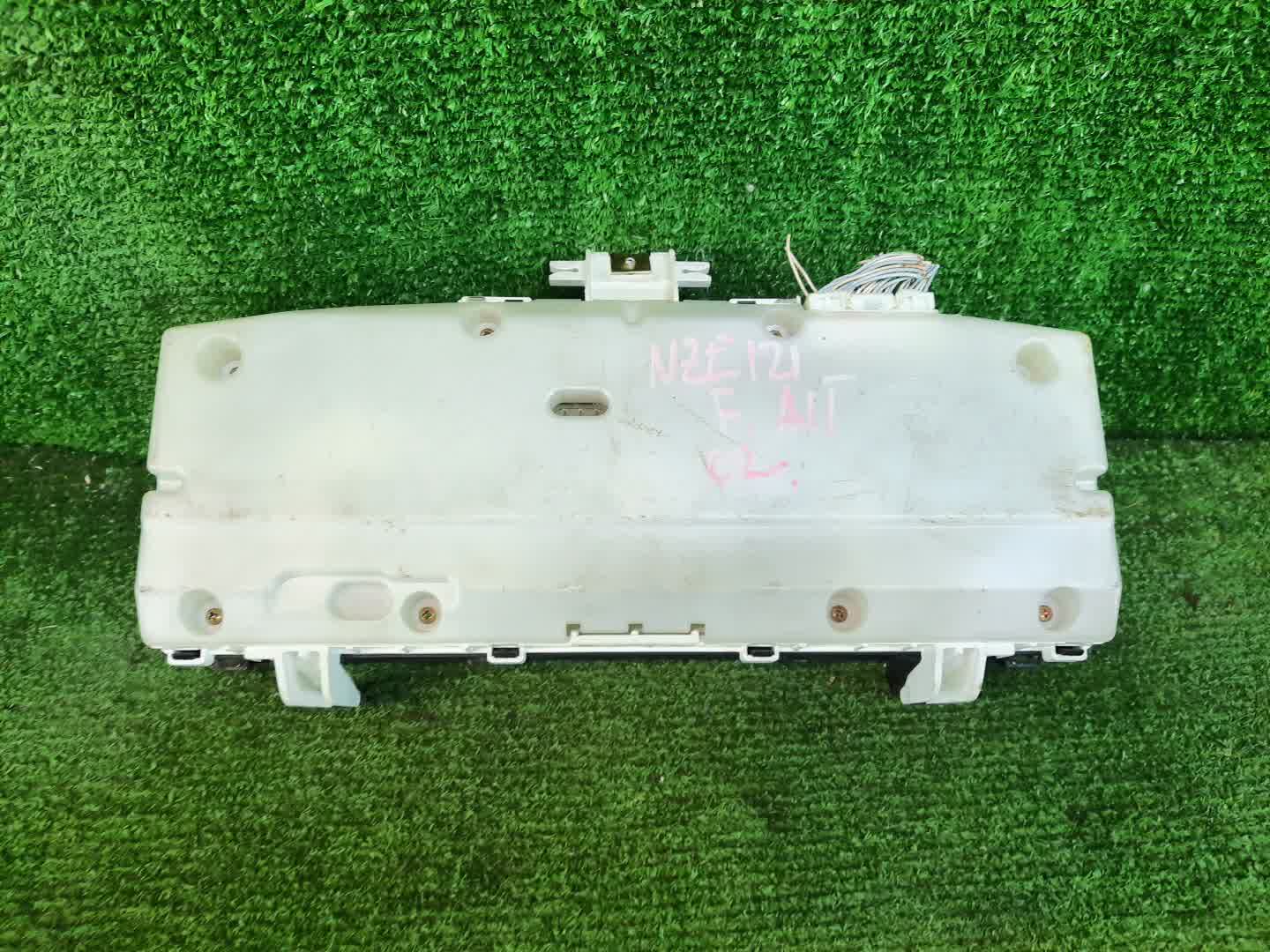 Спидометр TOYOTA COROLLA FIELDER NZE121G 1NZ-FE 83800-1E760 2 ракурс Спидометр TOYOTA COROLLA FIELDER NZE121G 1NZ-FE 83800-1E760 2 ракурс