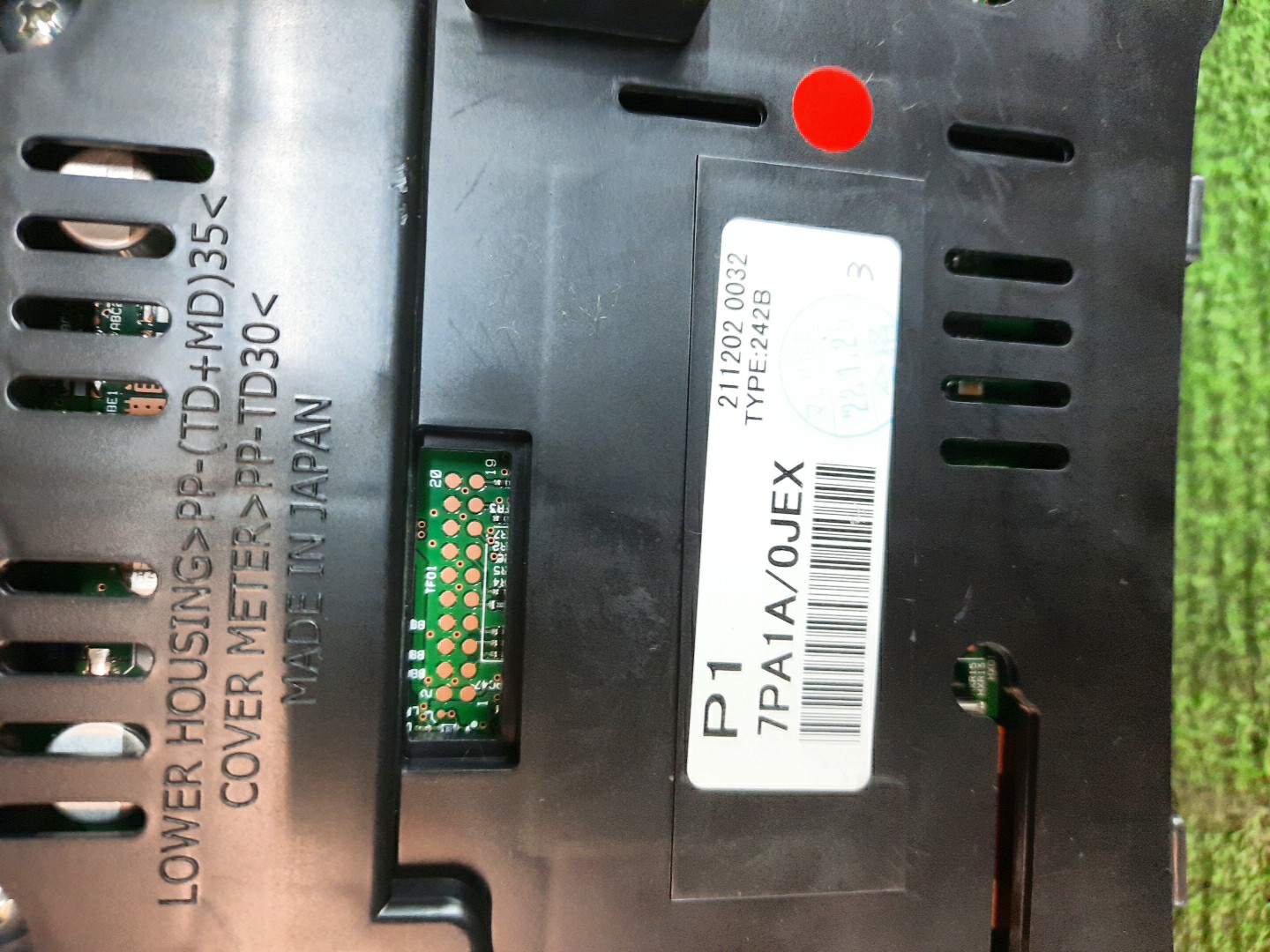 Спидометр MITSUBISHI EK X B5AW MM48 211202-0032 3 ракурс