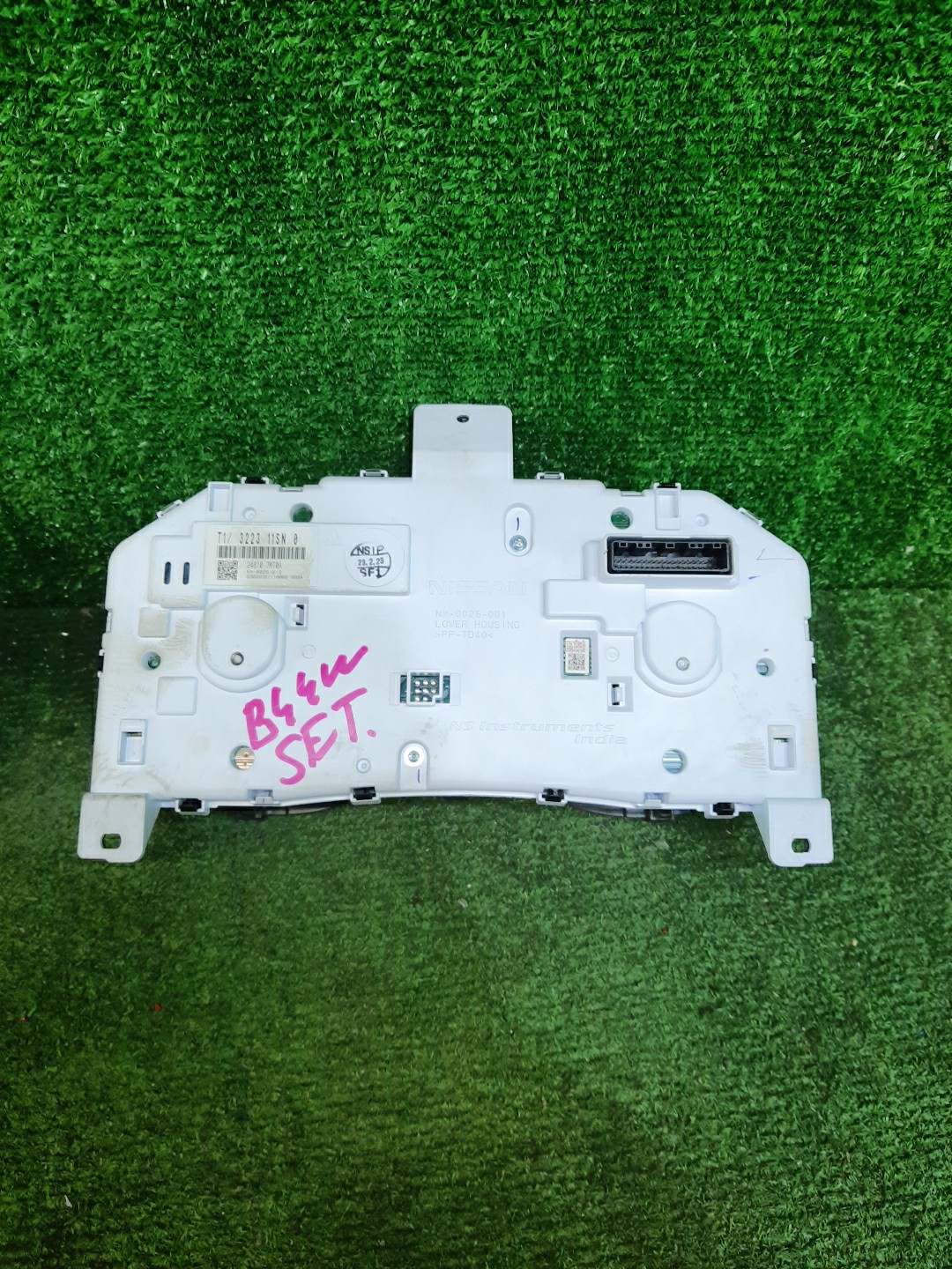 Спидометр NISSAN DAYZ B48W BR06DE 24810-7MT0A 2 ракурс