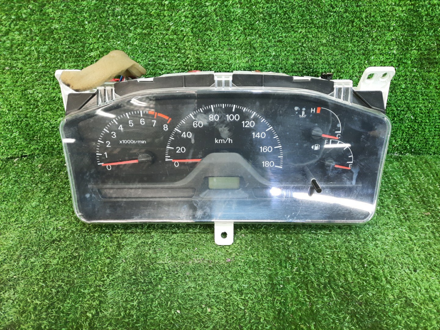 Спидометр MITSUBISHI LANCER CEDIA CS2A 4G15 MR962997 1 ракурс