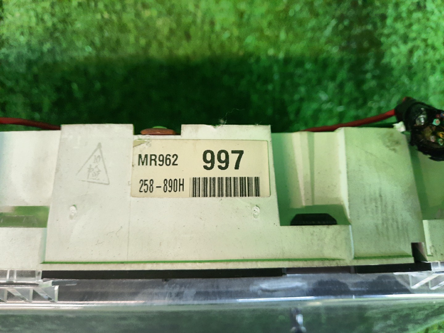 Спидометр MITSUBISHI LANCER CEDIA CS2A 4G15 MR962997 3 ракурс