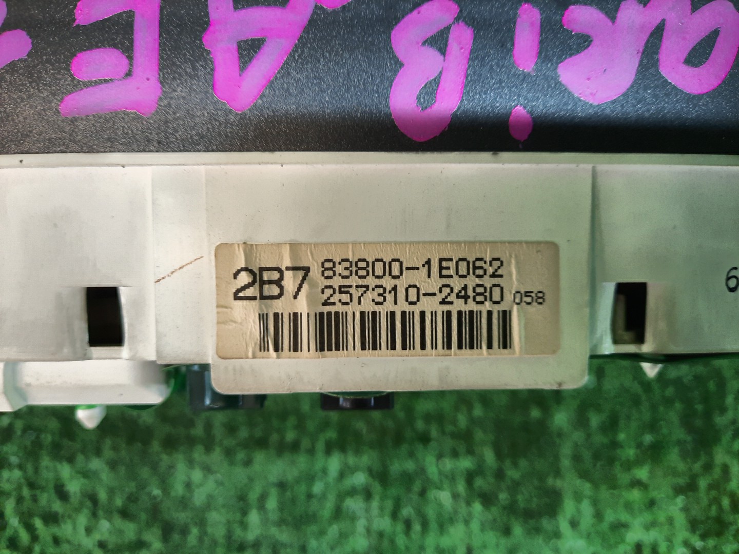 Спидометр TOYOTA SPRINTER CARIB AE111G 4A-FE 83800-1E062 3 ракурс
