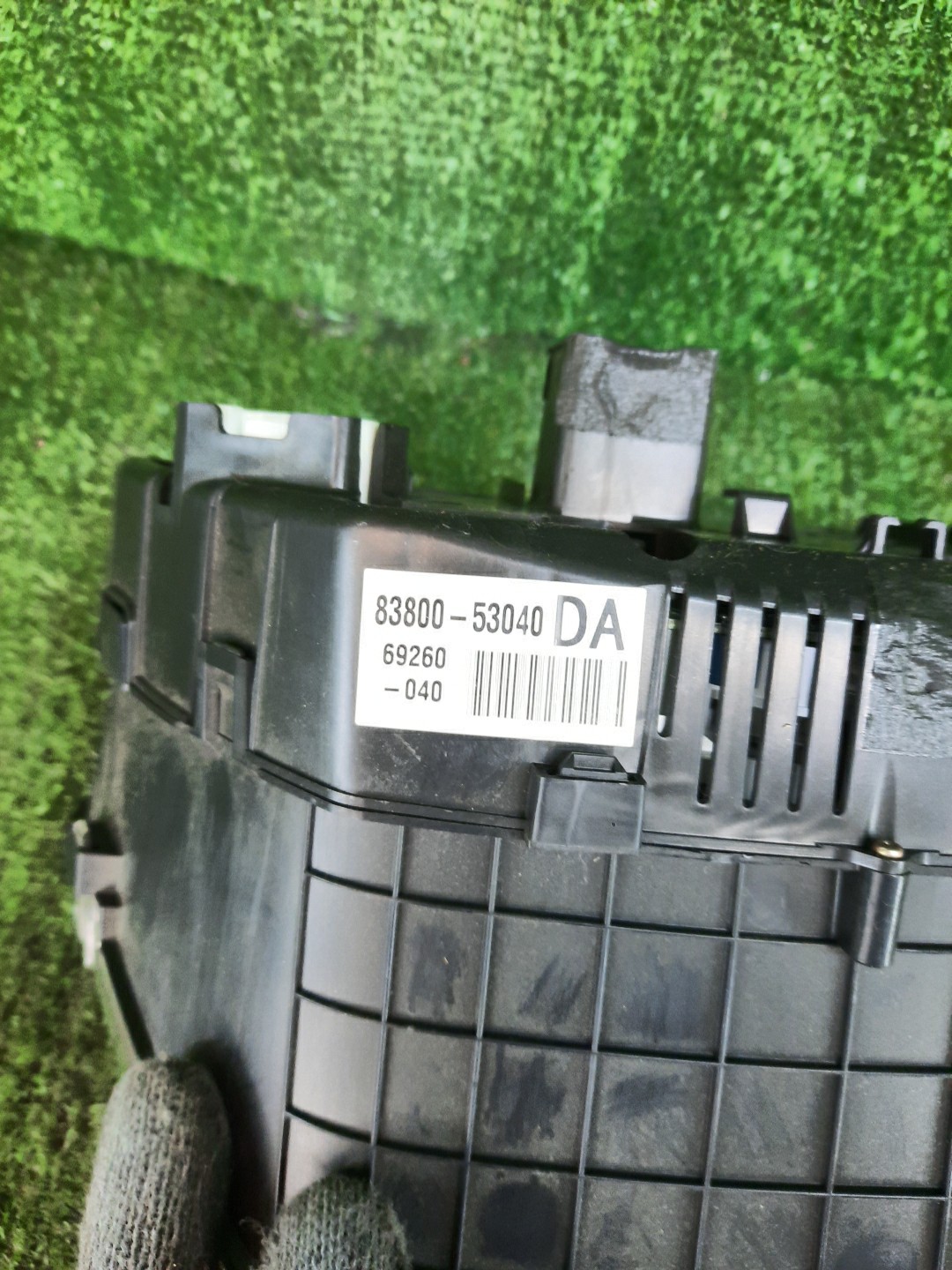 Спидометр TOYOTA ALTEZZA GXE10 1G-FE 83800-53040 2 ракурс