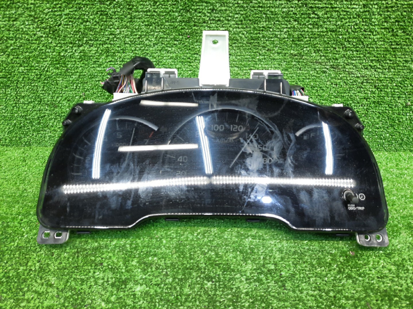 Спидометр TOYOTA IPSUM ACM26W 2AZ-FE 83800-44D30 1 ракурс